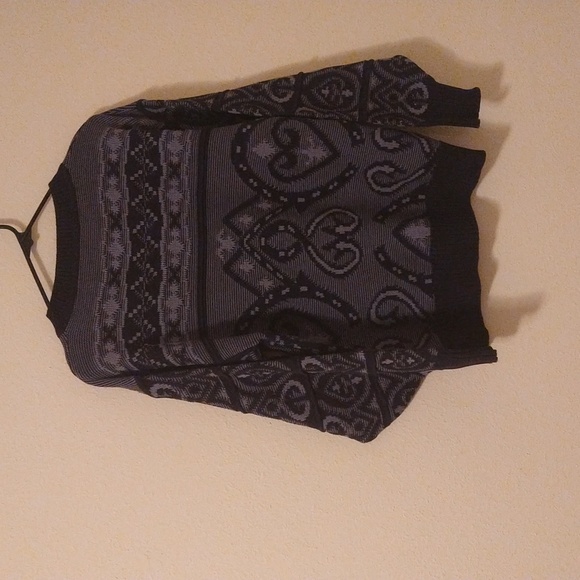 Alafoss Sweater - Picture 4 of 9